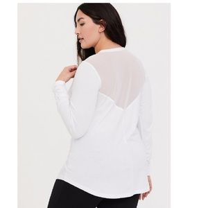 torrid Tops - WHITE MESH LONG SLEEVED ACTIVE TEE torrid Tops - WHITE MESH LONG SLEEVED ACTIVE TEE